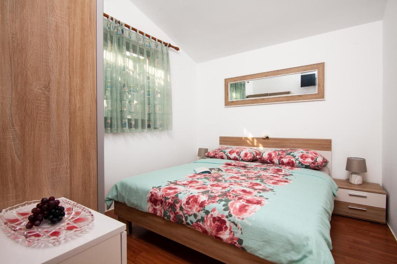 Apartman Tanja Fazana Exterior photo